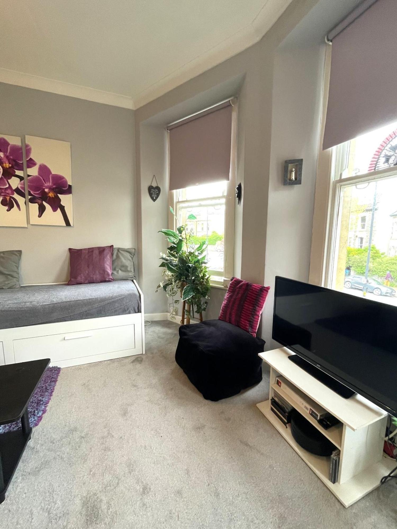 Snug Studio Apartment In Central Location Bristol Buitenkant foto