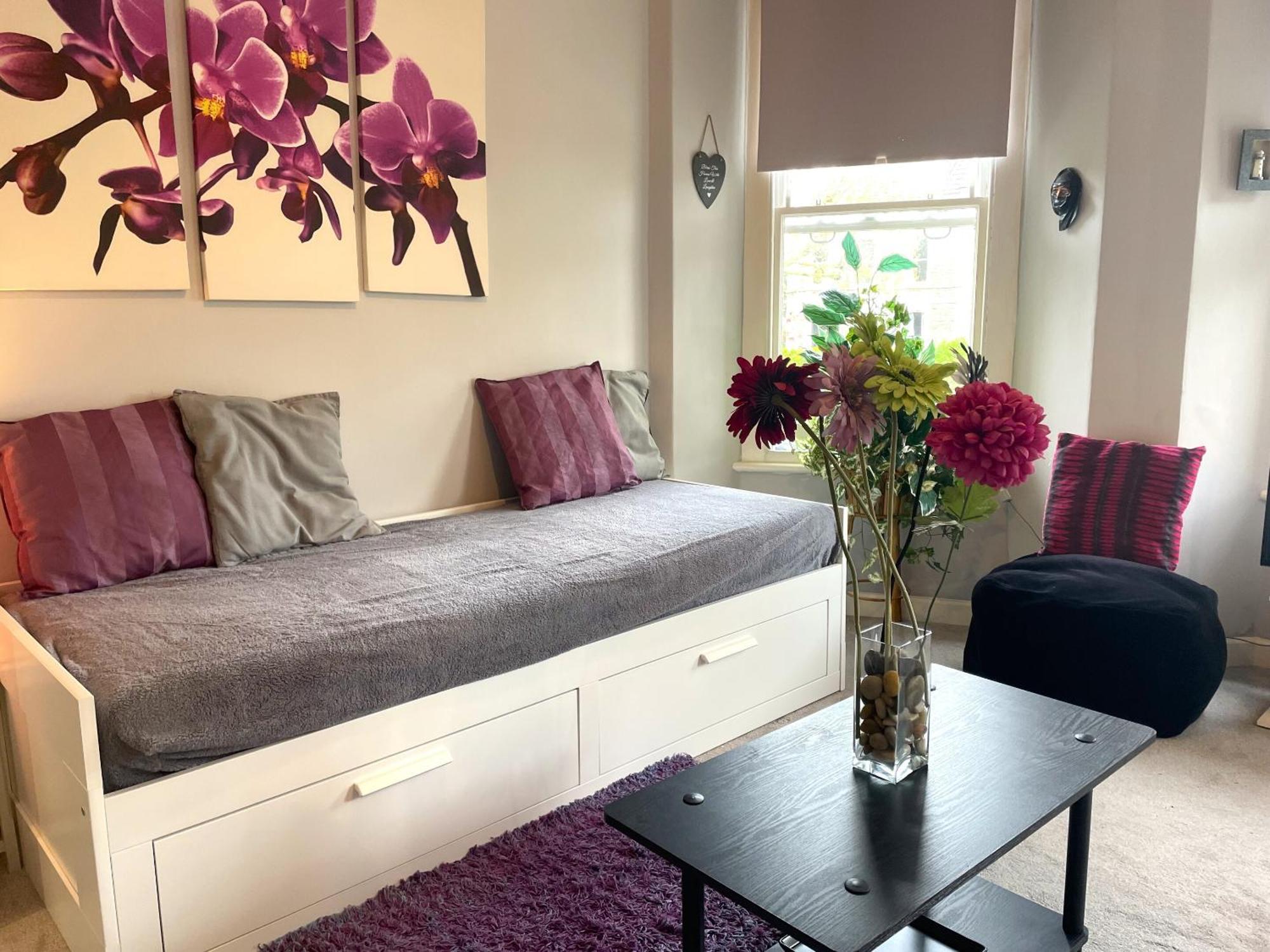 Snug Studio Apartment In Central Location Bristol Buitenkant foto
